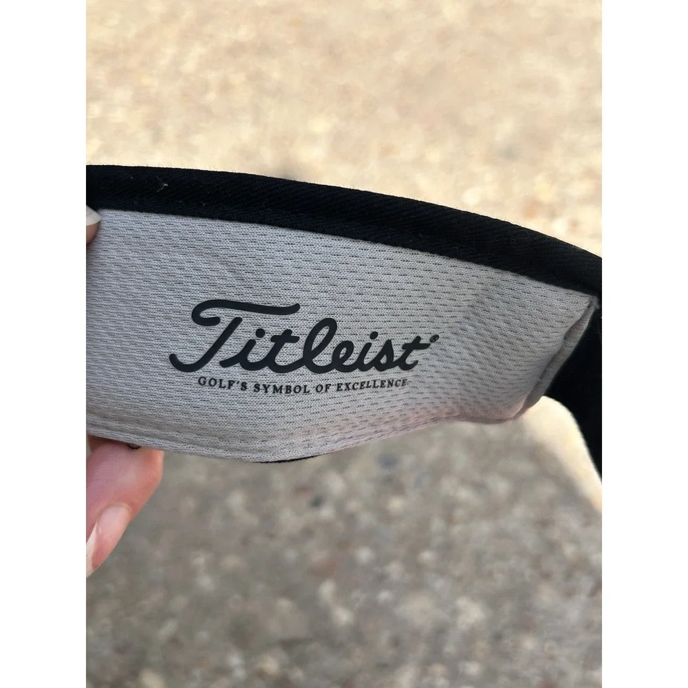 Titleist Pro V1 Golf Visor Black Cap Hat